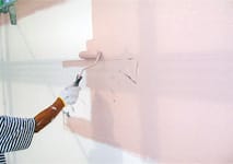 外壁ナノコンポジットW塗装作業中（1回目）